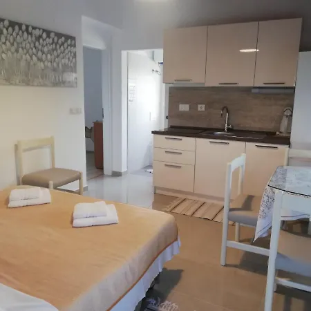 Vintijan Apartment Pula