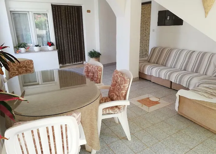 Vintijan דירה פולה