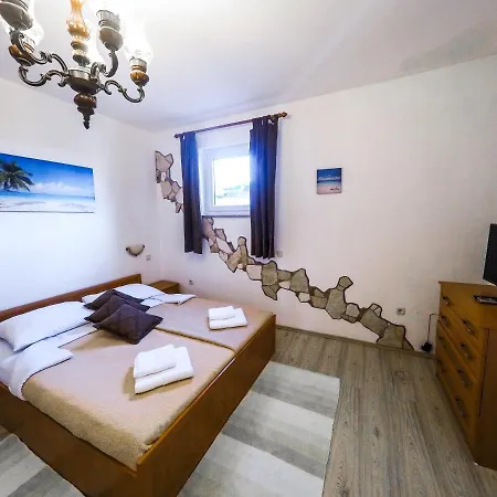 Apartament Vintijan *