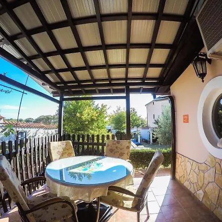 Vintijan Apartamento *